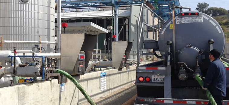 Sludge tank clarifier pumping and removal service Los Angeles, Orange, Riverside, San Bernardino County.  Removal of sludge waste from DAF / Clarifier Tanks.